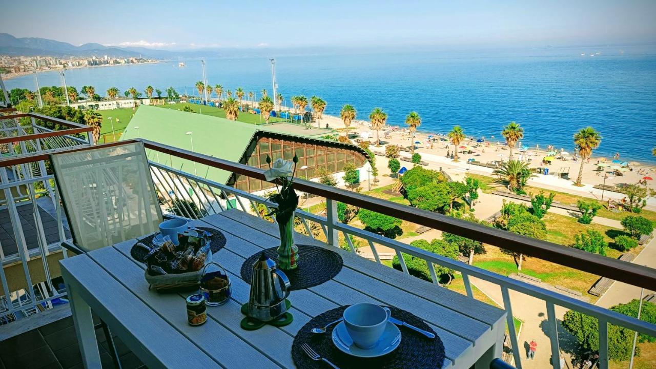 Maremare, Really On The Beach, With Private Parking Savona Eksteriør bilde